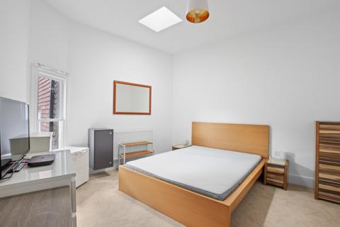 2 bedroom flat to rent, 24 Week Street, Maidstone ME14