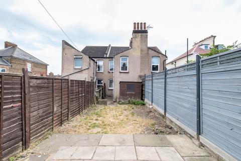 254 Old Road West, Gravesend, DA11 0LY