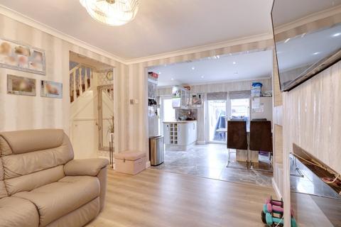 32 Stoke Road, Rainham, RM13 9SF