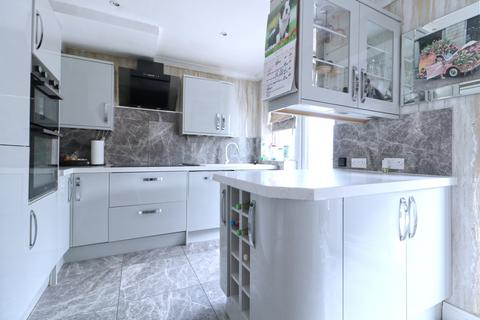 32 Stoke Road, Rainham, RM13 9SF
