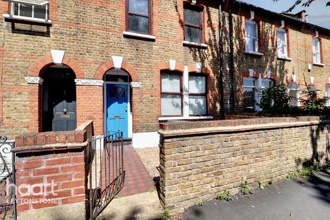 47 Farmer Road, London, E10 5DL