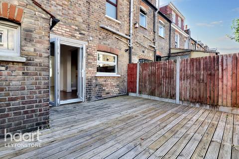47 Farmer Road, London, E10 5DL