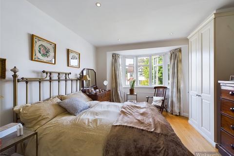 31 Herne Road, Surbiton, KT6 5BX
