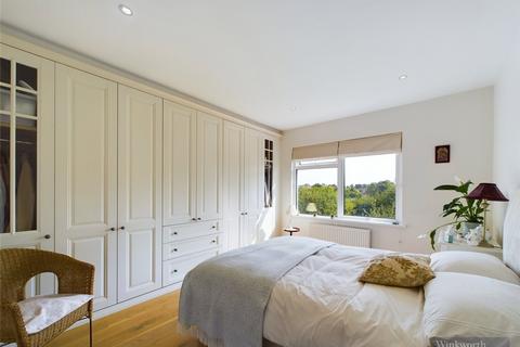 31 Herne Road, Surbiton, KT6 5BX