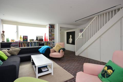 4 bedroom house to rent, Ebbisham Drive, SW8, Vauxhall, London, SW8