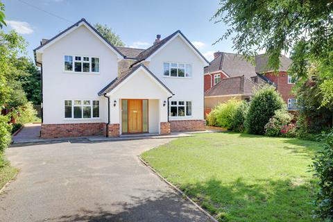 4 bedroom detached house for sale, Shepherds Lane, Caversham Heights