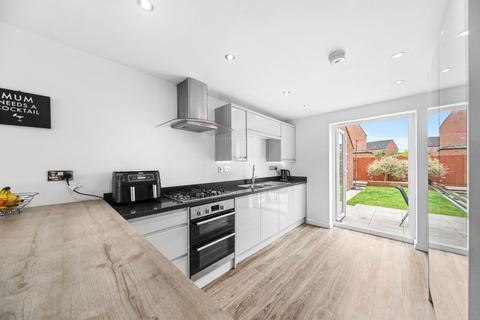 12 Hyde Way, Thorpe, Wakefield, WF3 3FG