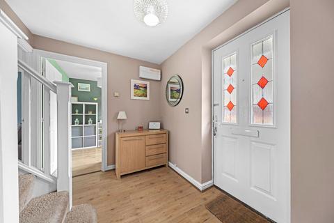 12 Hyde Way, Thorpe, Wakefield, WF3 3FG