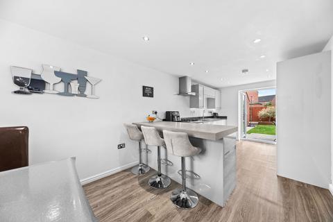 12 Hyde Way, Thorpe, Wakefield, WF3 3FG