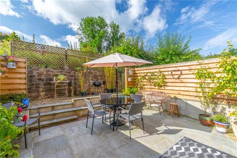 2 bedroom end of terrace house for sale, Beckside Close, Addingham, Ilkley, West Yorkshire, LS29