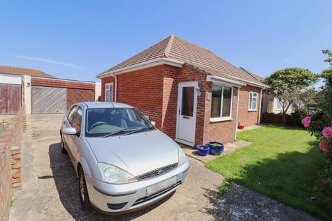 2 bedroom detached bungalow for sale, Wheatlands Avenue, Hayling Island