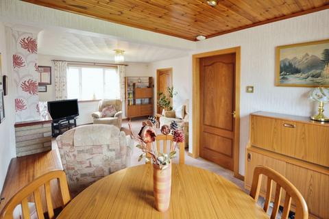 30 Anderson Drive, Irvine, KA12 9HX