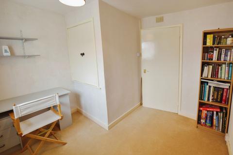 30 Anderson Drive, Irvine, KA12 9HX