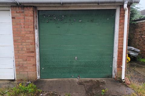 Garage to rent - Grigor Drive, Edinburgh EH4
