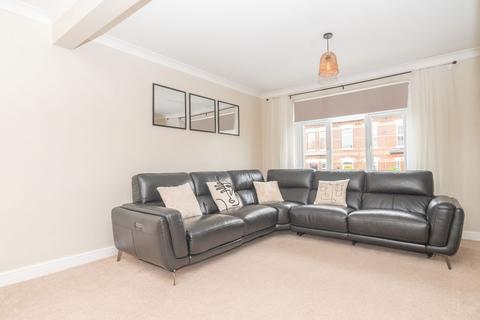13 Fairfield Road, Minster, Ramsgate, CT12 4AW
