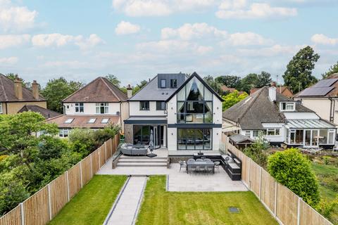 5 bedroom detached house for sale, Watford Road, Hertfordshire AL1