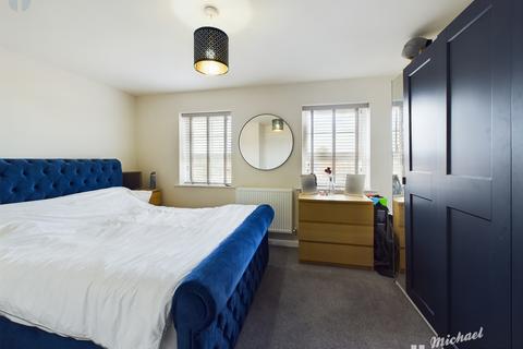 3 bedroom townhouse for sale, Armstrongs Fields, Kingsbrook, Aylesbury, Buckinghamshire