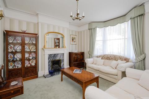 27 Gladstone Road, London, SW19 1QU
