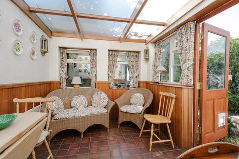27 Gladstone Road, London, SW19 1QU