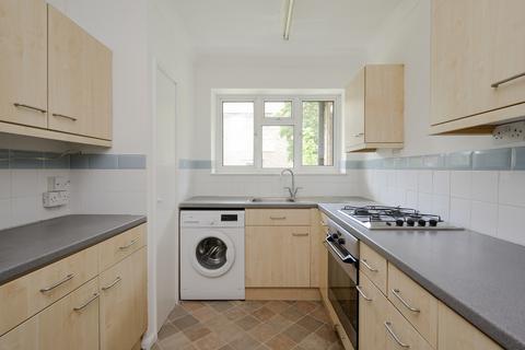 2 bedroom apartment for sale, Sycamore Road, London SW19