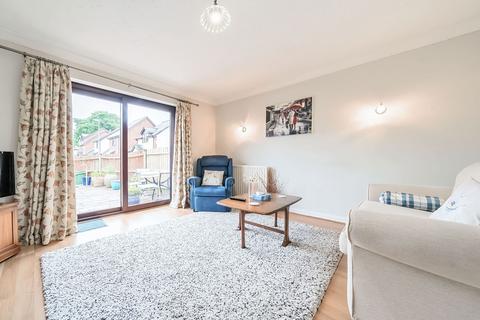 2 bedroom end of terrace house for sale, Papermakers, Overton