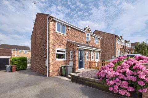 2 bedroom semi-detached house for sale, Blue Hill Lane, Leeds, West Yorkshire