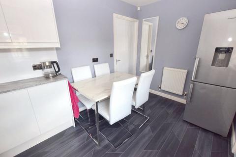 2 bedroom semi-detached house for sale, Blue Hill Lane, Leeds, West Yorkshire