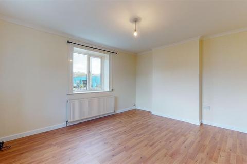 3 bedroom detached house to rent, London Road, Dover, CT17