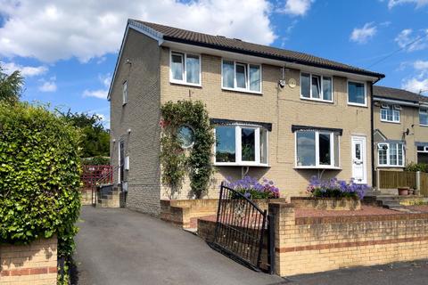 Broad Oaks Close, Dewsbury