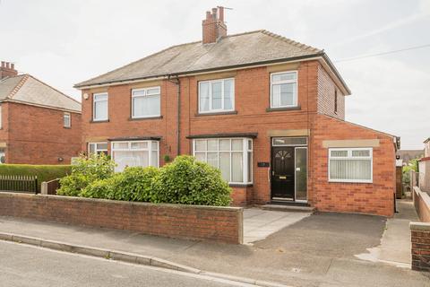 3 bedroom semi-detached house for sale, Trenton Road, West Yorkshire WF17