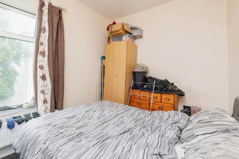 4 Brick Row, Wyke, Bradford, BD12 9PQ
