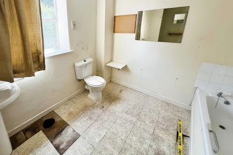 3 bedroom terraced house for sale, Sal Royd Road, Bradford BD12