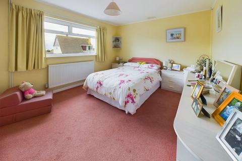 3 Ash Grove, Clevedon, BS21 7JS