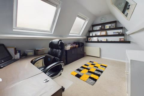 Flat 3, 26 Albert Road, Clevedon, BS21 7RR