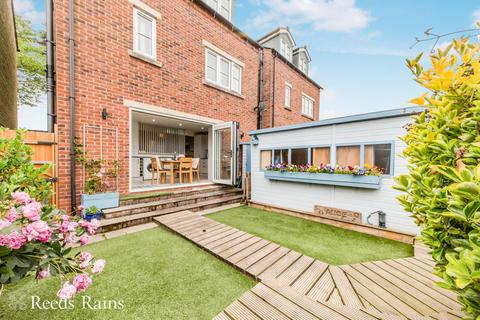 12b Drumber Lane, Scholar Green, Stoke-on-trent, ST7 3LR