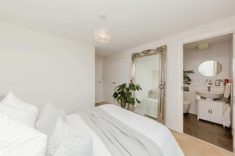 46 Field View Road, Congleton, CW12 4UG