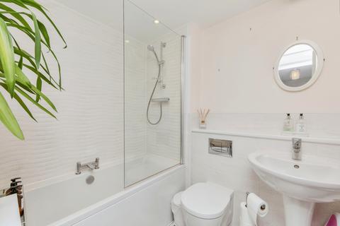 46 Field View Road, Congleton, CW12 4UG