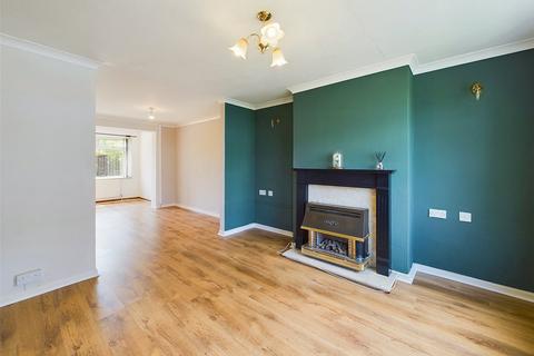 122 Devon Avenue, Cheltenham, GL51 8BX