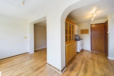 122 Devon Avenue, Cheltenham, GL51 8BX