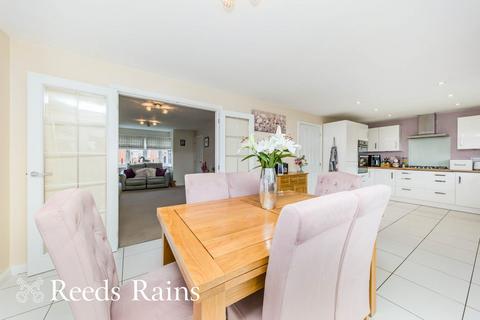 55 Field View Road, Congleton, CW12 4SQ