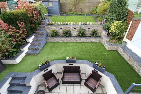 27 Barn Field Close, Colne, BB8 0QB