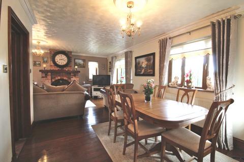 3 bedroom detached house for sale, Langroyd Road, Lancashire BB8