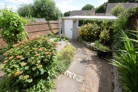 104 Ashington Grove, Coventry, CV3 4DE