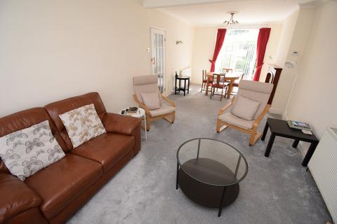 104 Ashington Grove, Coventry, CV3 4DE