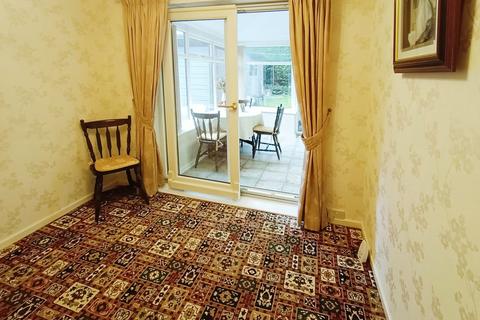 8 Birchfields Court, Leeds, LS14 2JF