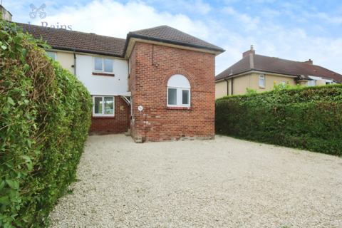 3 bedroom semi-detached house for sale, Halton Moor Avenue, West Yorkshire LS9