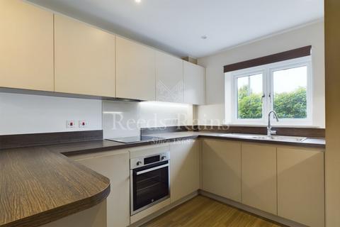 139 Springhead Parkway, Northfleet, Gravesend, DA11 8AD