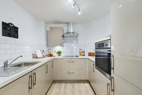 1 bedroom apartment for sale, Birchwood Park Avenue, Kent BR8
