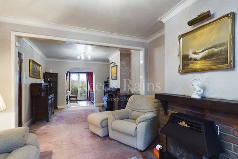 102 Heath Road, Crayford, Dartford, DA1 3NY