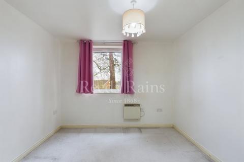 6 Maplehurst Close, Dartford, DA2 7WX